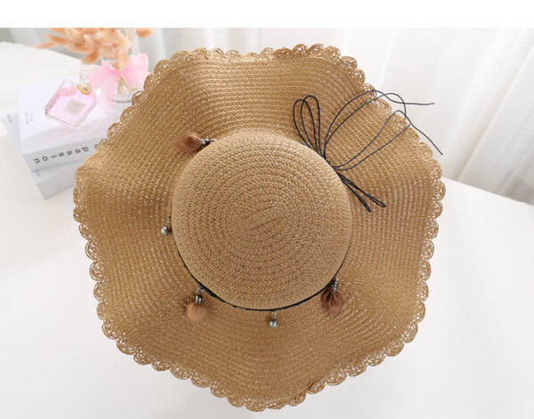 A Sunscreen Han Edition Big Beach Hat Wavy Skirt Together Leather Rope Weaving